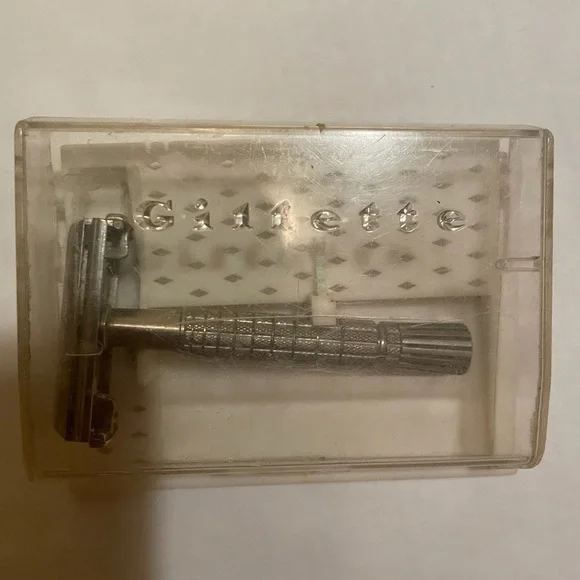 Vintage 1950’s Gillette Safety Razor RARE FIND Grooming